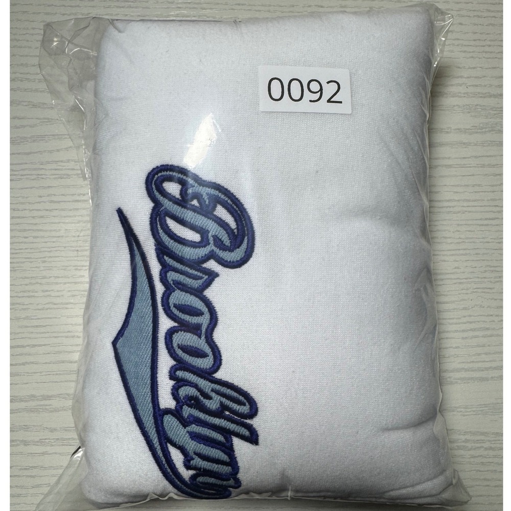 No Comment‎ Brooklyn Embroidered White Sweatpants / Size xL / Sku0092 - Picture 16 of 16